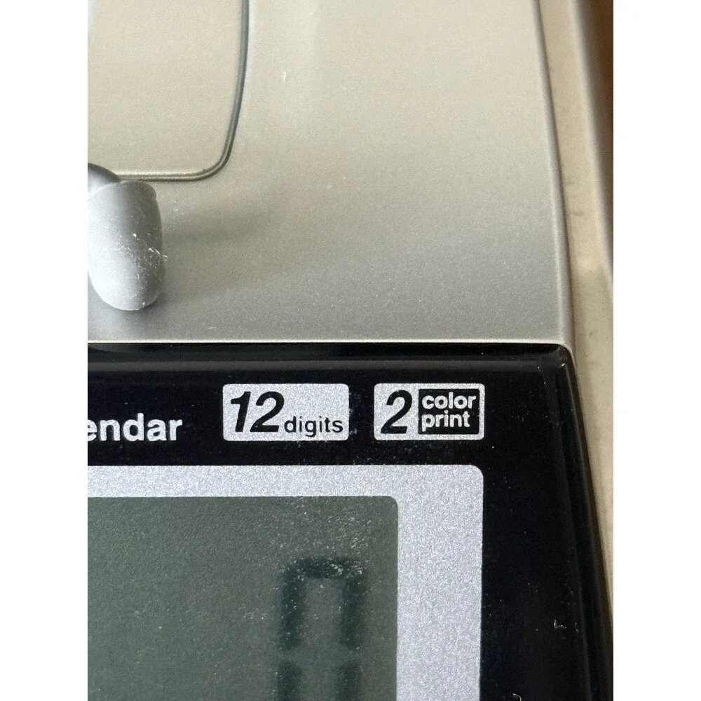 Canon P23-DH V 2 Color Mini Desktop Printing Calculator In Box. Barely Used.